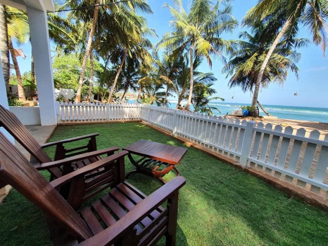 Turtle Beach House Batigama Eksteriør bilde